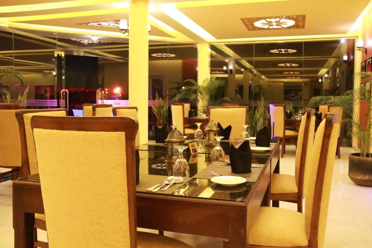 Seethawaka Regency Avissawella Buitenkant foto