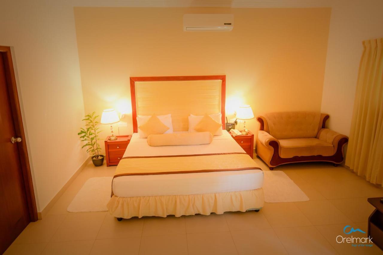 Seethawaka Regency Avissawella Buitenkant foto