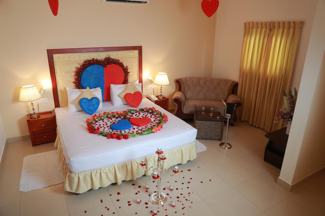 Seethawaka Regency Avissawella Buitenkant foto